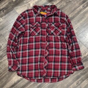 Empyre Surplus Co Red and Black men’s Plaid Button-Up Shirt men’s size XL